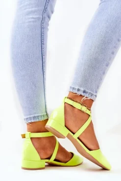 Discount Boto Lakierowane Czółenka Na Niskim Obcasie Neonowy Żółty Giovanna
