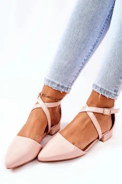 Boto Czółenka Na Słupku*Lakierowane Czółenka Na Niskim Obcasie Beżowe Giovanna