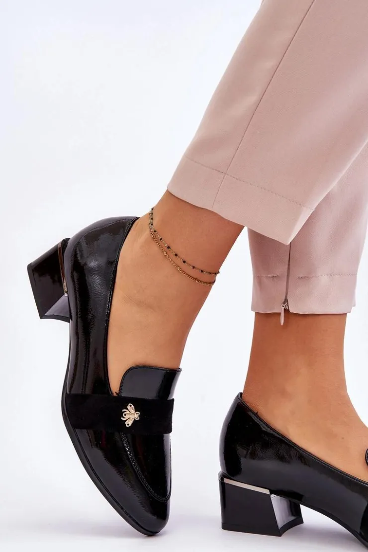 Damskie Buty damskie Vinceza Lakierowane Czółenka Na Niskim Obcasie Z Ozdobą Czarne Doria