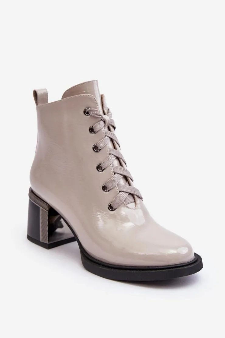 Online Damskie buty S.Barski Lakierowane Damskie Botki D&A MR870-98 Jasnoszare
