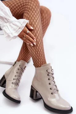 Online Damskie buty S.Barski Lakierowane Damskie Botki D&A MR870-98 Jasnoszare