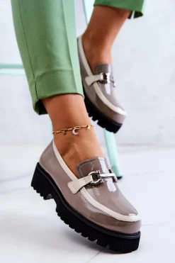 Online Damskie buty S.Barski Lakierowane Damskie Półbuty Loafery Beżowo-Białe Cassida