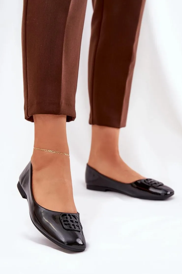 Buty damskie Vinceza Lakierowane Eleganckie Baleriny Damskie Z Ozdobnym Detalem Vinceza 17377 Czarne Czarny