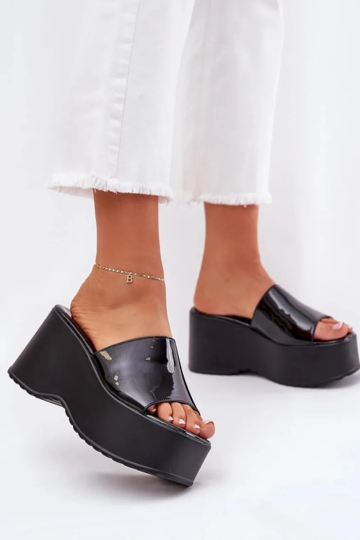 New Boto Lakierowane Klapki Damskie Na Platformie I Koturnie Czarne Nellevia