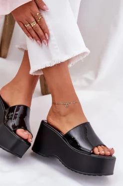 New Boto Lakierowane Klapki Damskie Na Platformie I Koturnie Czarne Nellevia