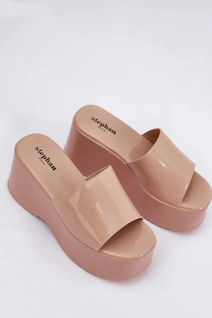 Boto Klapki Na Koturnie|Klapki Na Platformie*Lakierowane Klapki Damskie Na Platformie I Koturnie Beżowe Nellevia Beżowy