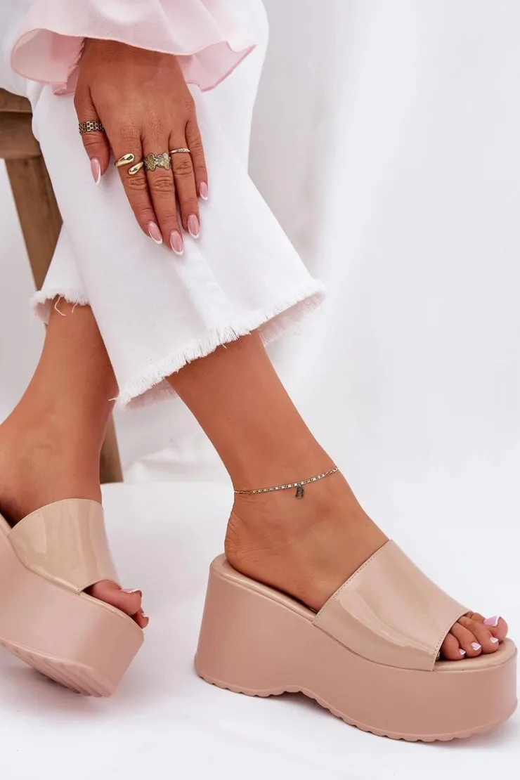 Boto Klapki Na Koturnie|Klapki Na Platformie*Lakierowane Klapki Damskie Na Platformie I Koturnie Beżowe Nellevia Beżowy