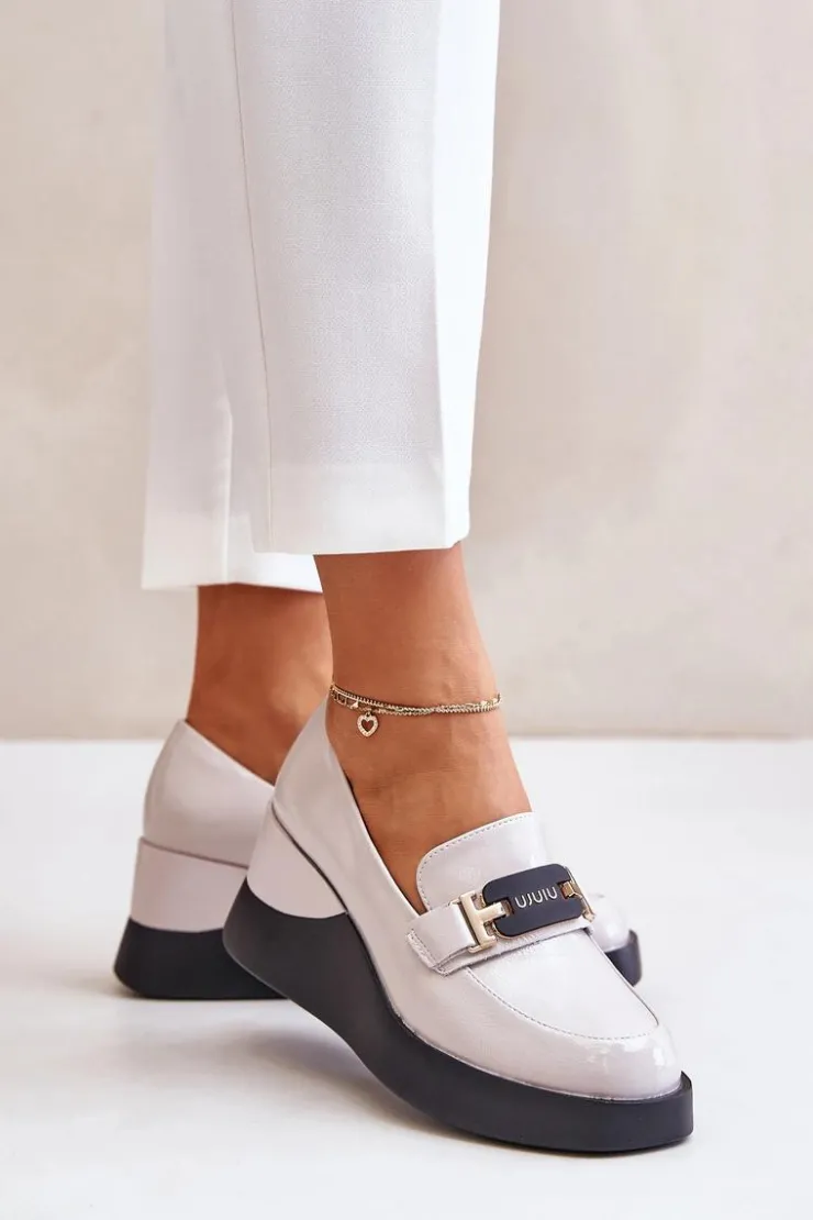 Outlet Buty damskie Vinceza Lakierowane Mokasyny Na Koturnie Vinceza 58337 Szare