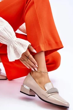 Online Damskie buty S.Barski Lakierowane Mokasyny Na Obcasie Z Cyrkoniami Beżowe Lavern