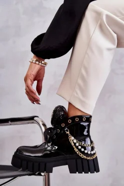 New Boto Lakierowane Ocieplane Botki Z Łańcuszkiem Czarne Karoline