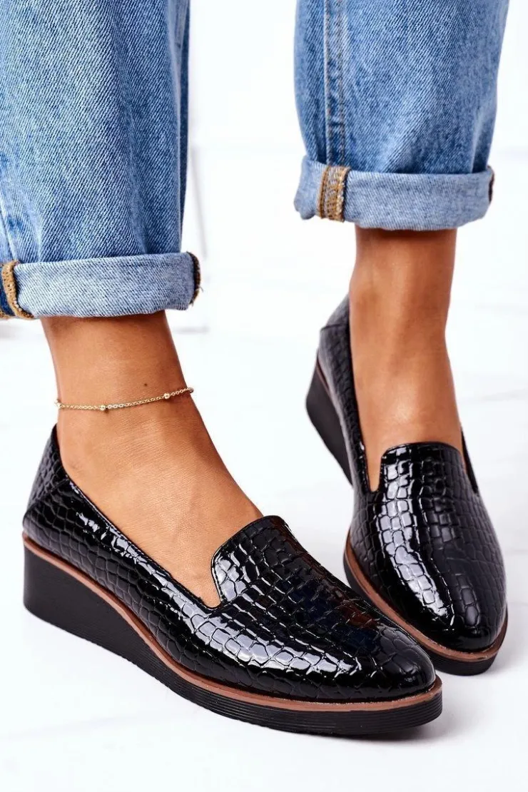 Damskie Buty damskie Vinceza Lakierowane Półbuty Na Koturnie Vinceza 10675 Czarne