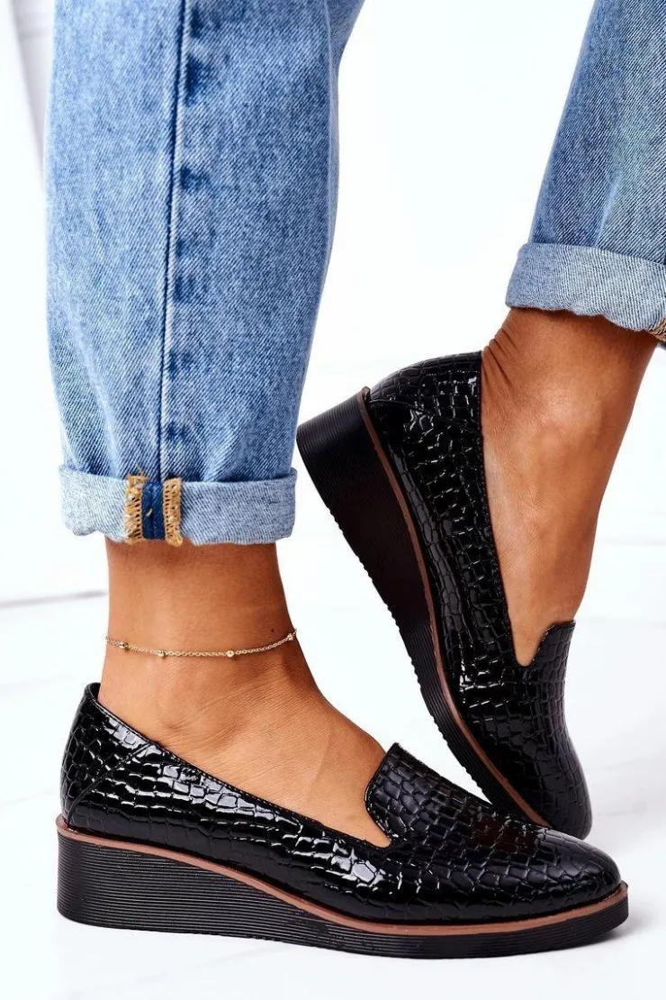 Damskie Buty damskie Vinceza Lakierowane Półbuty Na Koturnie Vinceza 10675 Czarne