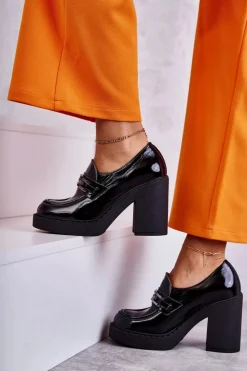 New Boto Lakierowane Półbuty Na Masywnym Słupku Czarne Lemar Jaime Czarny