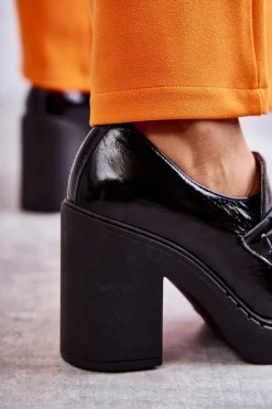 New Boto Lakierowane Półbuty Na Masywnym Słupku Czarne Lemar Jaime Czarny