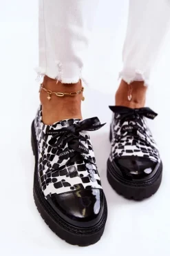 Damskie Laura Messi Lakierowane Półbuty Wiązane 2441 Czarno-Białe