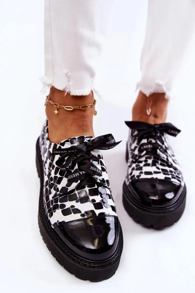 Damskie Laura Messi Lakierowane Półbuty Wiązane 2441 Czarno-Białe