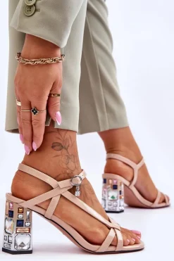 Damskie Damskie buty S.Barski Lakierowane Sandałki Na Ozdobnym Słupku D&A CR-232 Beżowe