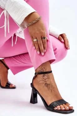 Damskie buty S.Barski Sandały Na Obcasie*Lakierowane Sandały Na Obcasie Czarne Owen Czarny