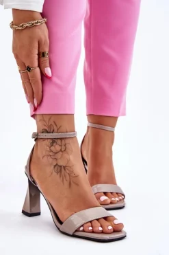 Damskie buty S.Barski Sandały Na Obcasie*Lakierowane Sandały Na Obcasie Szare Owen Szary