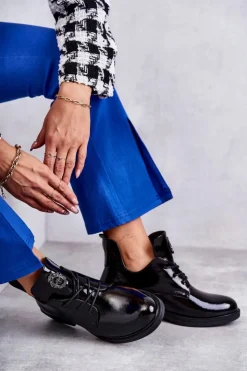 Hot Buty damskie Vinceza Lakierowane Sznurowane Botki Z Wycięciami Czarne Fabiana