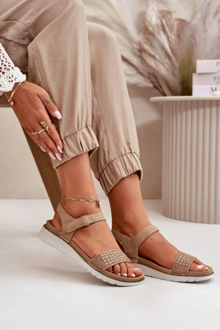 Discount INBLU Lekkie I Wygodne Zdobione Sandały Damskie Na Rzep Ciemnobeżowe CN000039