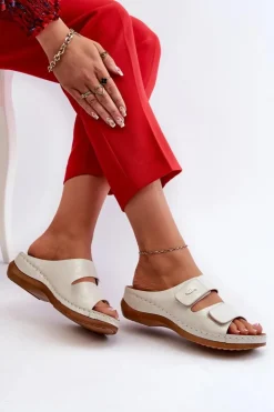 Evento Klapki Damskie Klasyczne*Lekkie Klapki Damskie Z Eko Skóry Srebrne Frellia