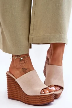 Damskie Boto Lekkie Klapki Na Masywnej Platformie Beżowe Good Vibe