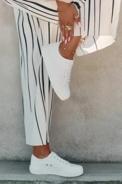 Big Star Shoes Trampki Damskie Big Star|Trampki Damskie Niskie*Materiałowe Trampki Damskie Big Star RR274405 Białe Biały