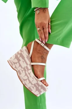 Boto Sandały Na Koturnie*Modne Sandały Na Koturnie We Wzory Beżowe Claria