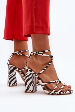 Damskie Boto Modne Sandały Na Obcasie Biało-Czarne Josette