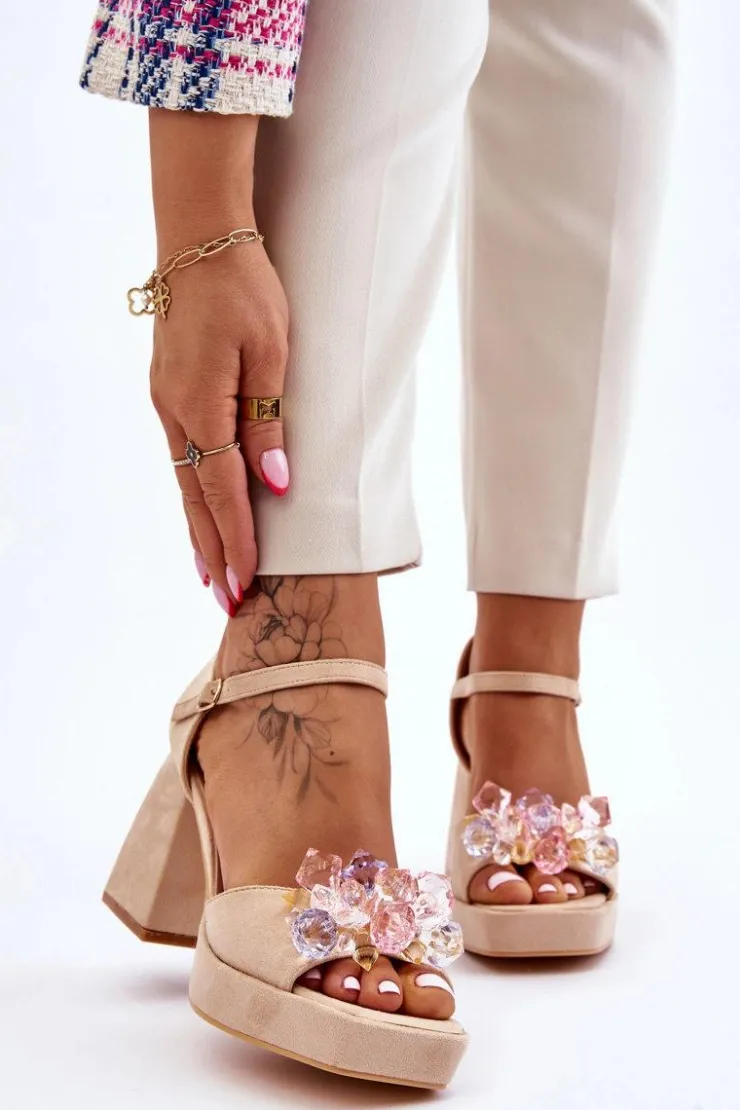 Outlet Boto Modne Sandały Z Kryształami Na Masywnym Obcasie Beżowe Garrett