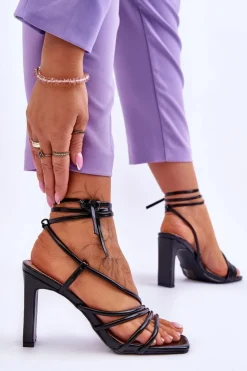 Clearance Boto Modne Wiązane Sandały Na Obcasie Czarne Tessoro