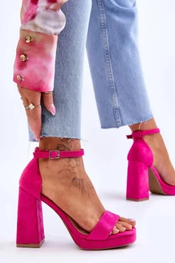 Boto Modne Zamszowe Sandałki Na Kwadratowym Obcasie Fuksja Merila