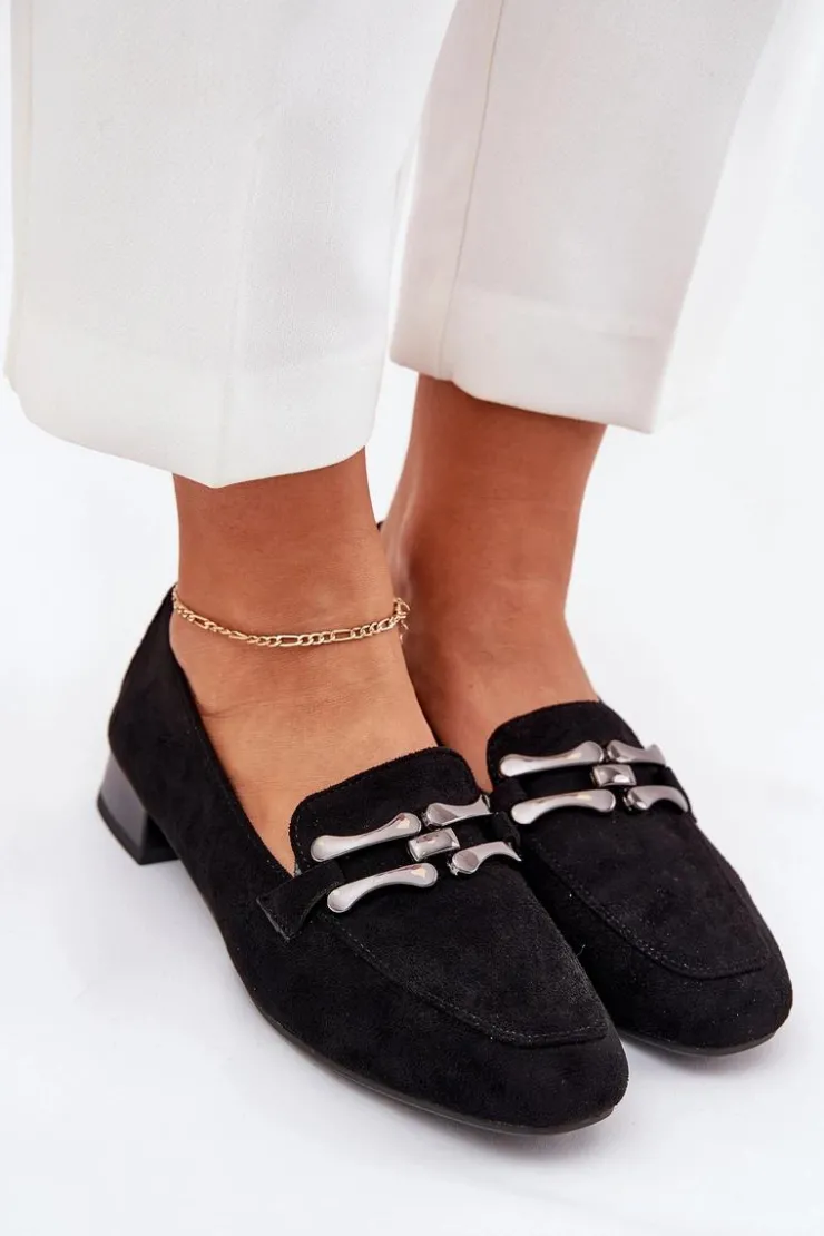 Sale Boto Mokasyny Z Ozdobą Na Delikatnym Obcasie Eko Zamszowe Czarne Pillitha Czarny