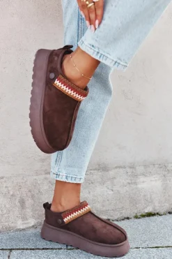 Damskie Boto Śniegowce Damskie Niskie Z Ruchomym Paskiem I Haftem Na Platformie Czekoladowe Lyrisse