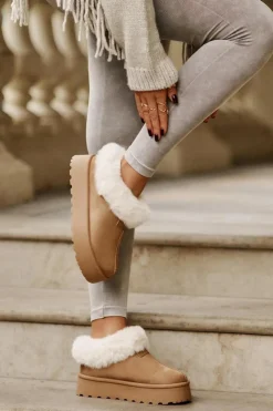 Damskie Boto Śniegowce Z Niską Cholewką Z Futerkiem Na Platformie Eko Zamszowe Camel Neathoria