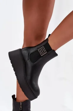 Damskie Buty damskie Vinceza Ocieplane Botki Damskie Na Koturnie Z Ozdobnym Detalem Vinceza 58551 Czarne