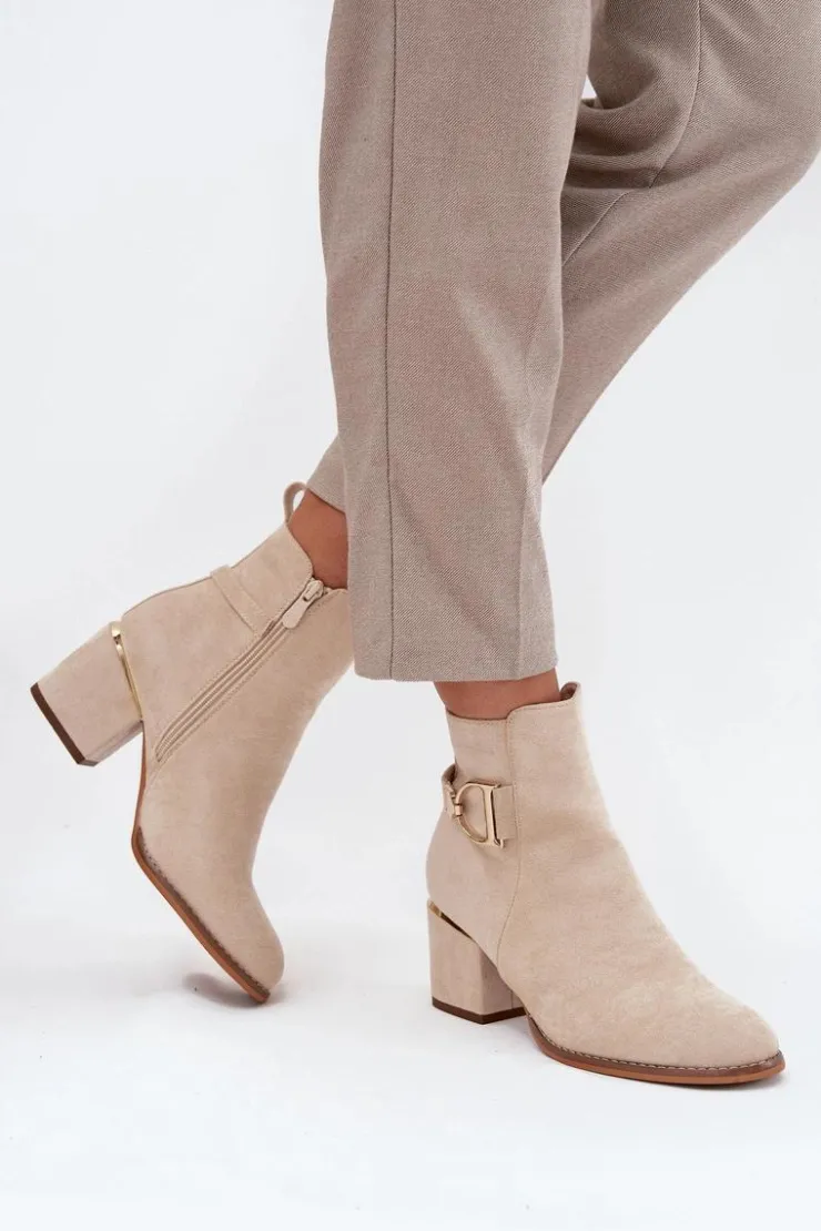 Hot Boto Ocieplane Botki Damskie Na Słupku Ze Złotymi Elementami Jasnobeżowe Ambrine