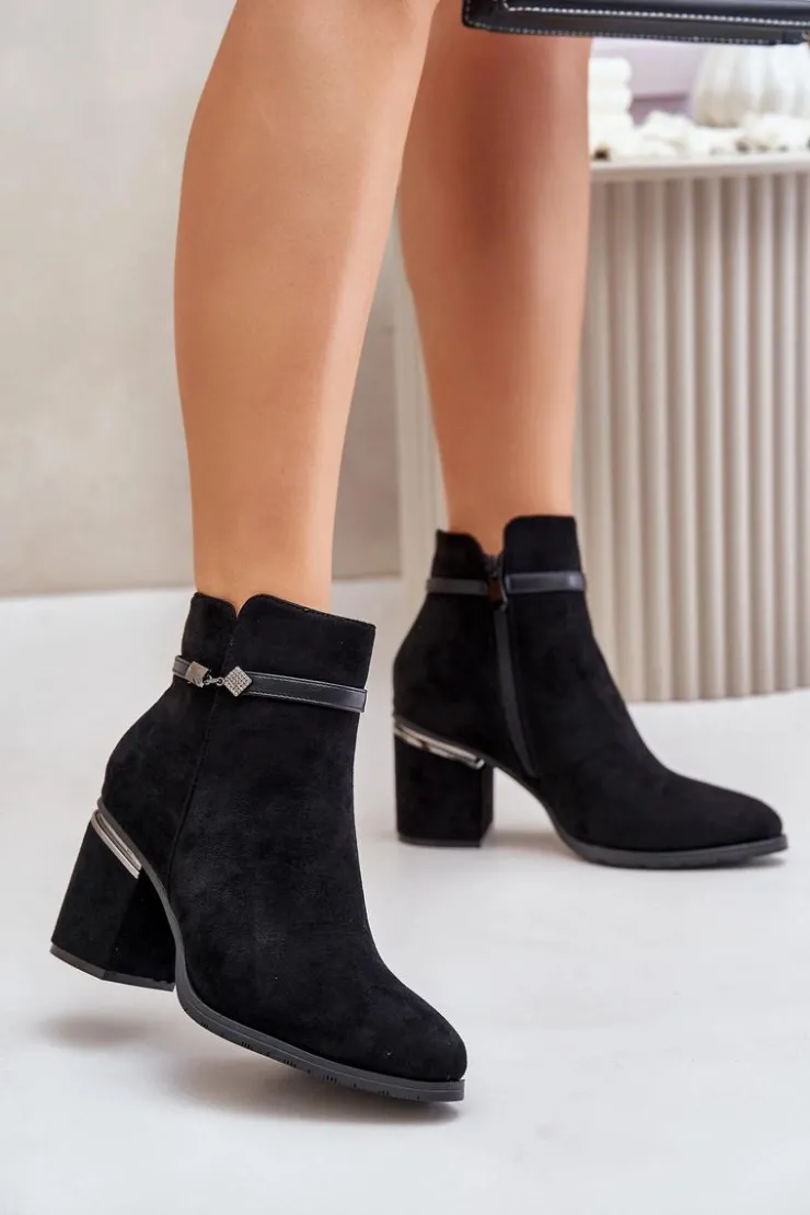 Buty damskie Vinceza Botki Ocieplane|Brązowe I Beżowe Botki*Ocieplane Botki Damskie Na Słupku Z Ozdobnym Paskiem Vinceza 16446 Czarne