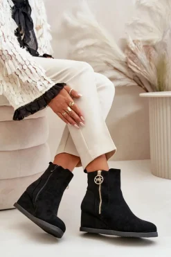 New Boto Ocieplane Botki Na Koturnie Z Ozdobnym Zamkiem Eko Zamszowe Czarne Leretha