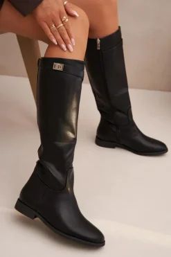 Boto Ocieplane Kozaki Damskie Na Płaskim Obcasie Z Paskiem I Srebrnym Detalem Czarne Geraline