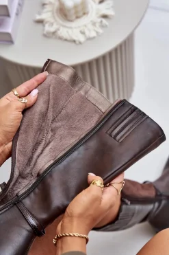 Sale Boto Ocieplane Kozaki Na Płaskim Obcasie Z Ozdobną Klamrą Brązowe Leatharia Brązowy