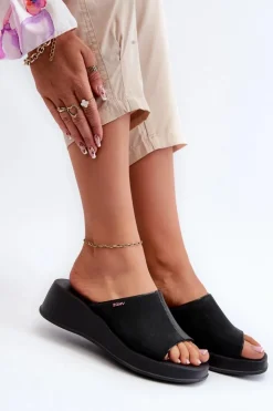 New ZAXY Pachnące Klapki Damskie Na Koturnie LL285084 Czarne Czarny