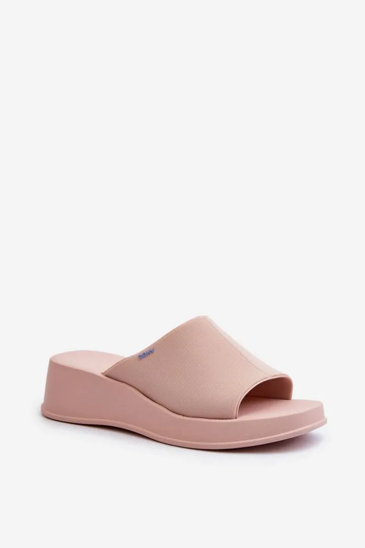 Outlet ZAXY Pachnące Klapki Damskie Na Koturnie LL285083 Jasnoróżowe