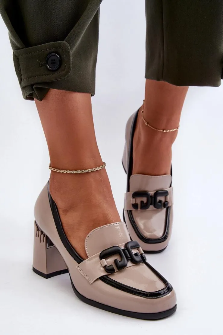 Clearance Damskie buty S.Barski Półbuty Damskie Na Słupku Lakierowane Beżowe D&A MR38-973 Beżowy