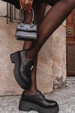 Clearance Boto Półbuty Damskie Z Przypinką Eko Skórzane Czarne Laurea