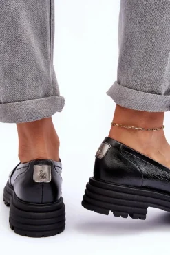 Sale Laura Messi Półbuty Loafersy Damskie Skórzane Na Płaskim Obcasie Czarne Elkiza Czarny