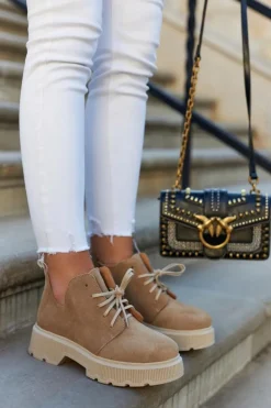 Damskie Boto Półbuty Na Masywnej Podeszwie Nicole 2701/060 Beżowe