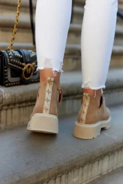 Damskie Boto Półbuty Na Masywnej Podeszwie Nicole 2701/060 Beżowe