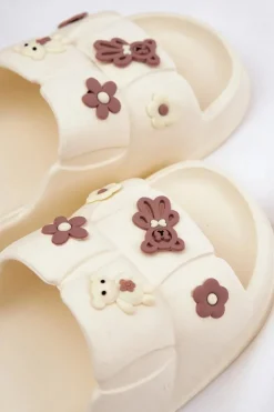 Outlet Boto Piankowe Klapki Z Przypinkami Ecru Redienna Biały